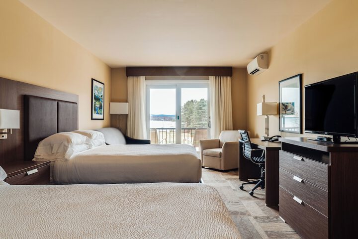 Belfast Harbor Inn