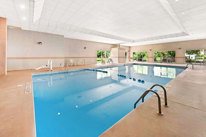 Pool 11 of 55