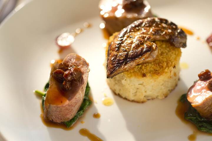 Dining 47 of 63