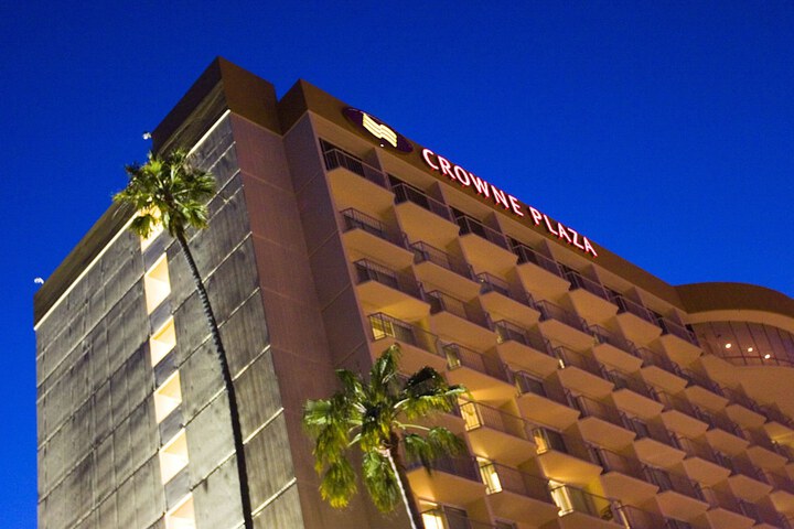 Hotel 8 of 185