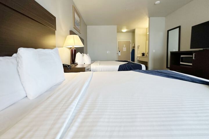 BayVue Hotel Resort and Suites