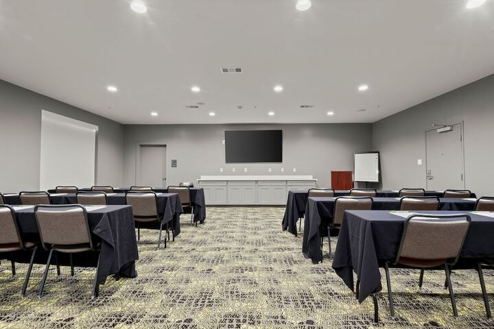 Holiday Inn Gonzales by IHG