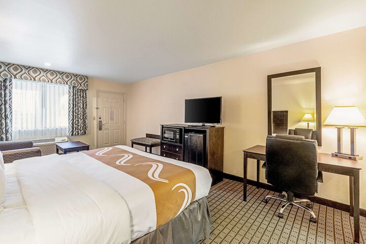 Quality Inn Three Rivers