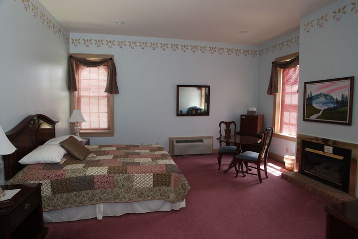 Room 48 of 68