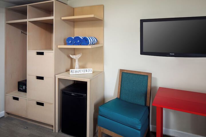 Room 15 of 31