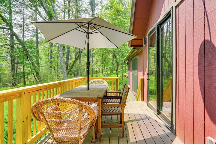 Waterfront Studio w / Loft & Dock Near Narrowsburg!