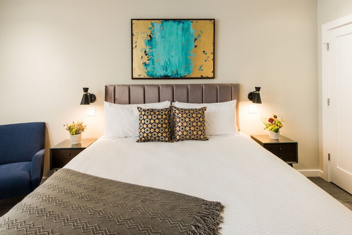 Room 42 of 68