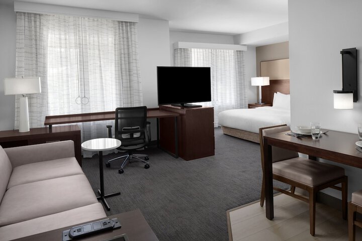 Room 22 of 43