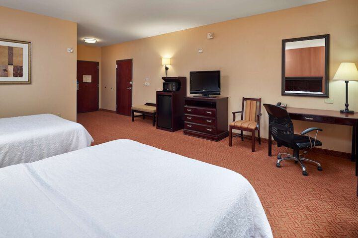 Room 14 of 33