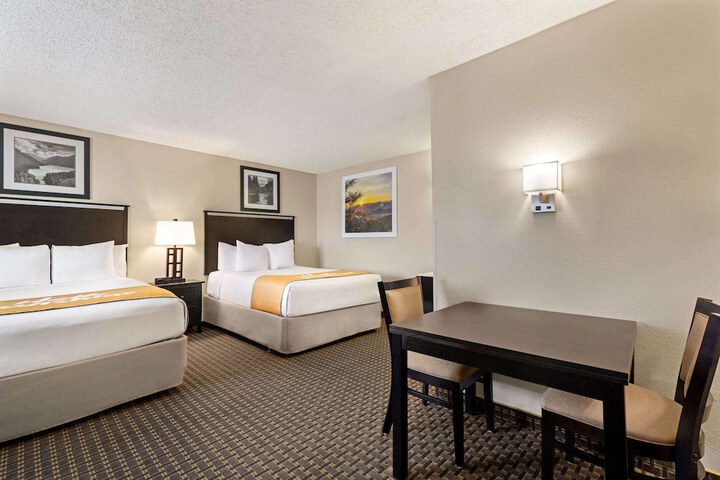 Room 20 of 44