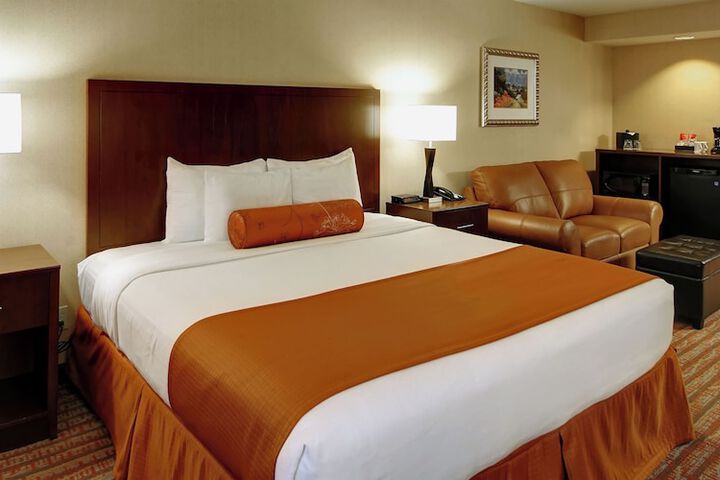 The Hotel Salem