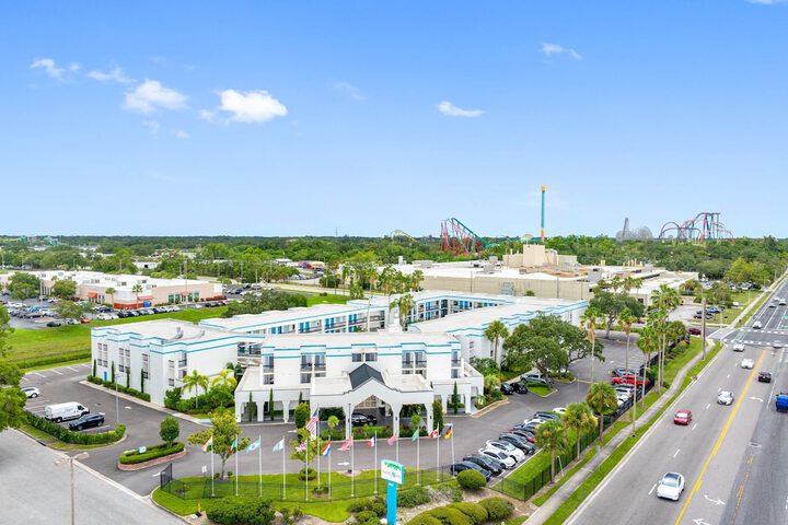OASIS BAY SUITES Tampa, Busch Gardens, USF