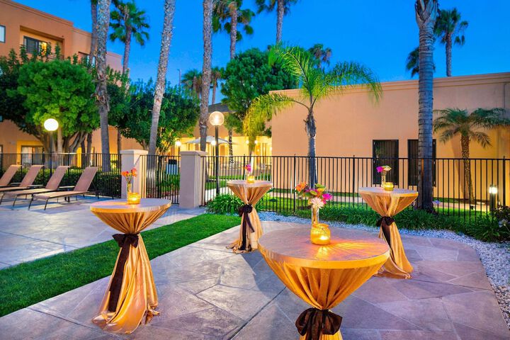 Terrace/Patio 29 of 34