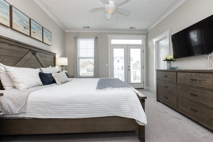 525 The Back Bay House