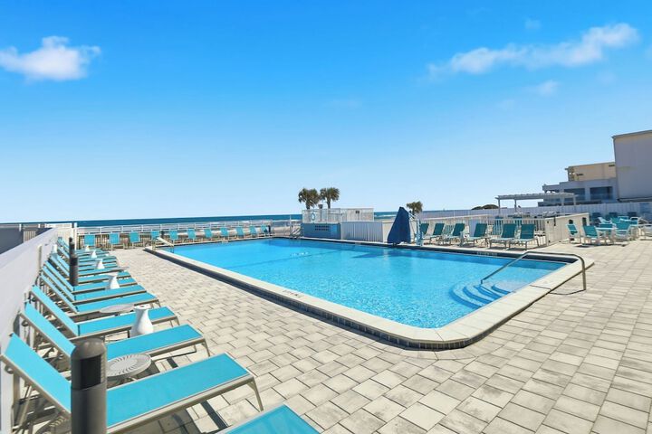 The Maverick Resort