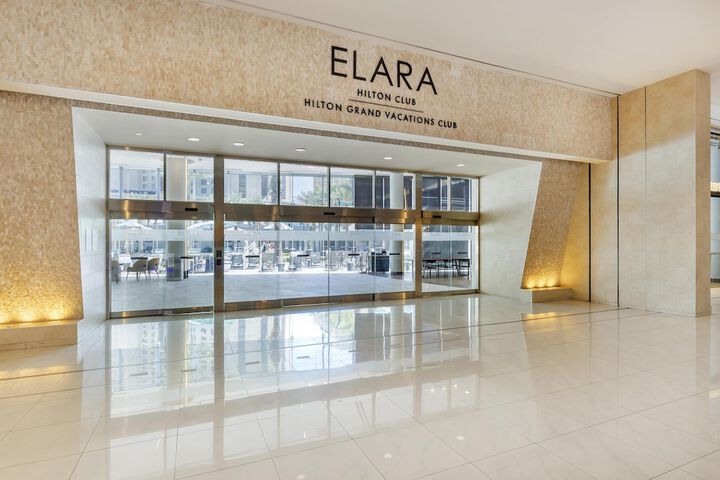 Hilton Grand Vacations Club Elara Center Strip Las Vegas