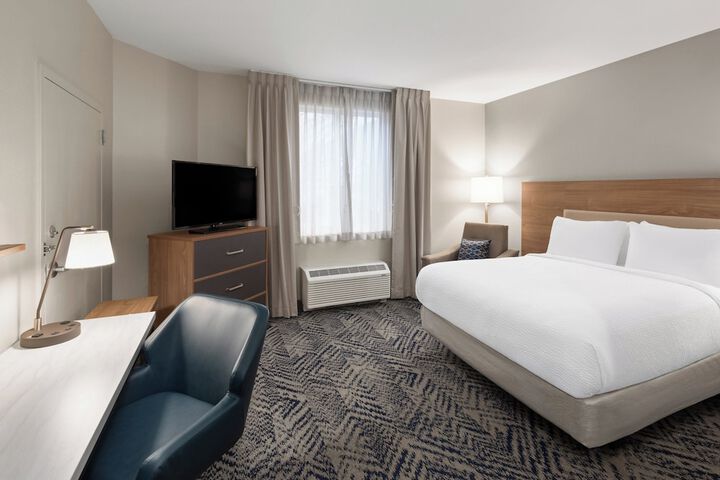 Candlewood Suites Mobile‑Downtown by IHG