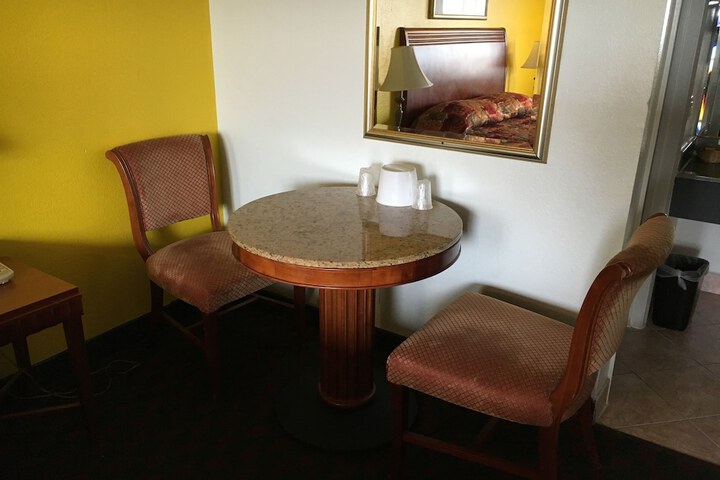 Starlite Motel