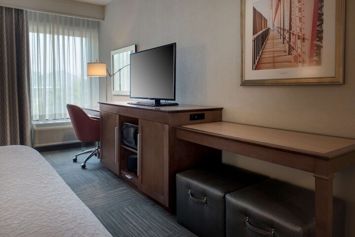 Room 14 of 34