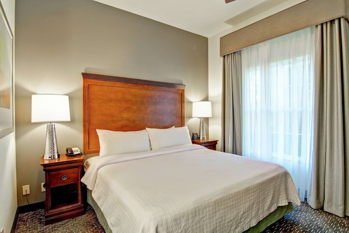 Room 21 of 39