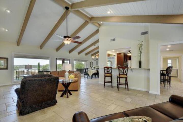 Challenger Holiday Home