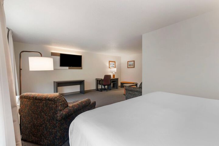 Comfort Inn & Suites Lake George