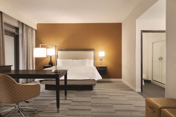Room 26 of 48