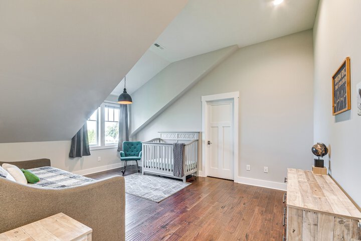 Steps From Oneida Lake: Spacious Gem w / Game Room!