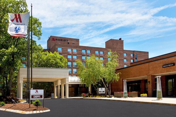 Hotel 2 of 57
