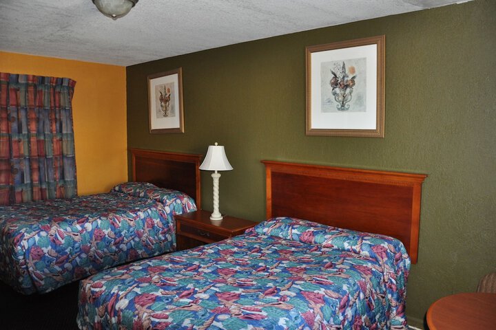 Room 40 of 42