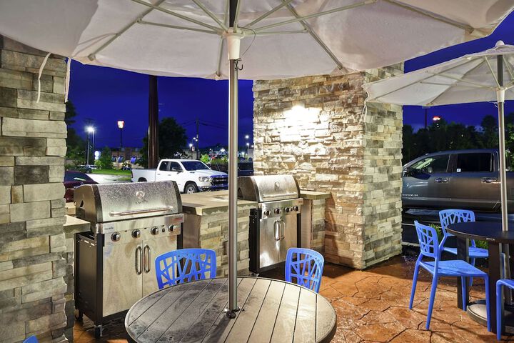 Terrace/Patio 32 of 35