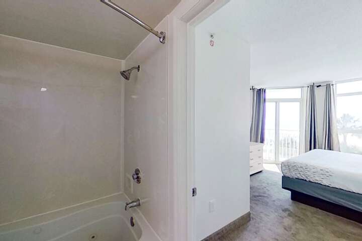 Room 81 of 118