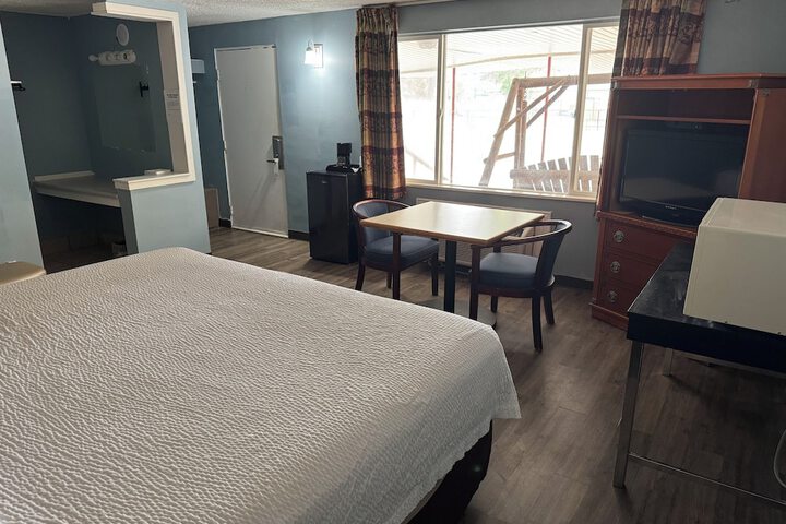 Safari Motel