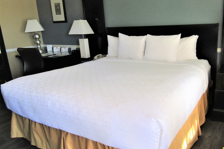 Room 40 of 71