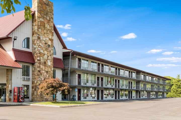 Red Roof Inn Dandridge
