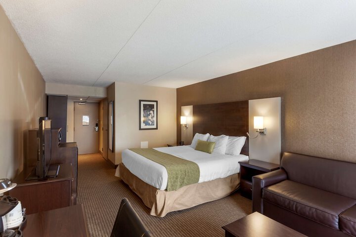 Room 15 of 44