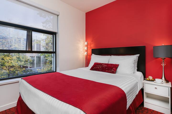 Room 15 of 32