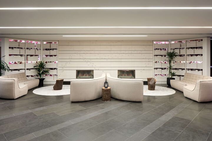 Hotel Interior 12 of 102