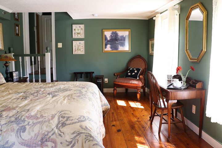 Room 89 of 116