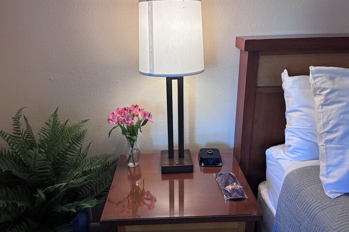 Discovery Inn