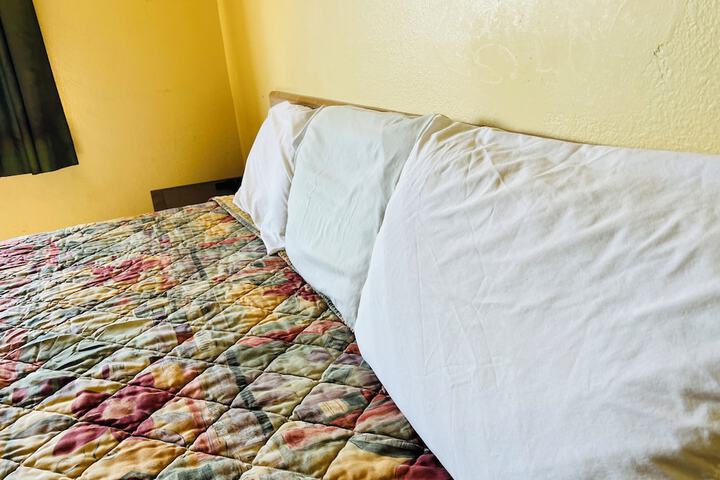 Rosewood Inn by OYO Union City I-69