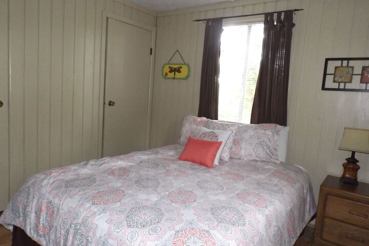Room 194 of 399