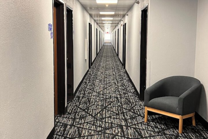 BlissPoint Inn & Suites Northwood