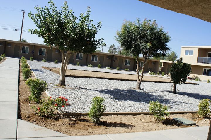 Hotel Exterior 24 of 25