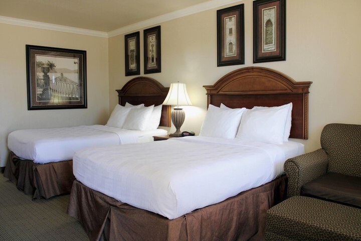 Baymont by Wyndham McAlester Hwy 69