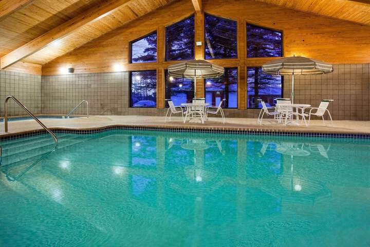 Pool 4 of 31