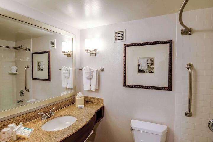 Room 7 of 26