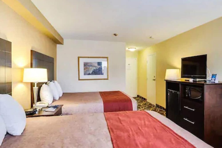 Travelodge by Wyndham Cambridge - Waterloo