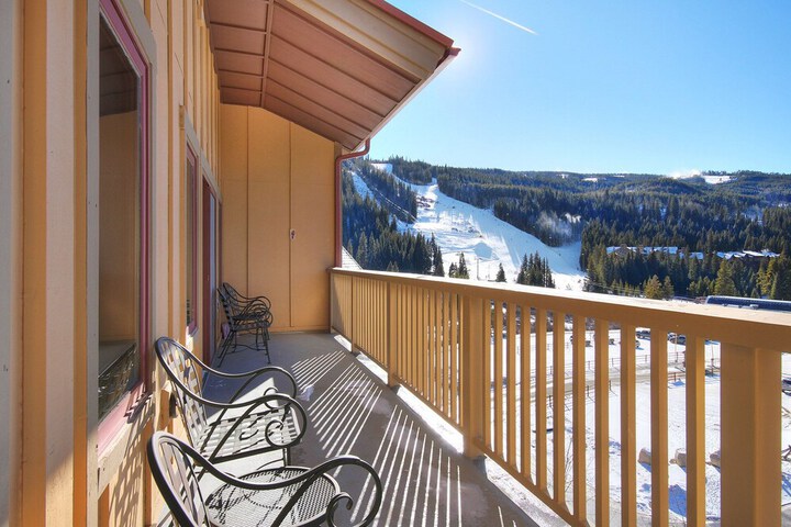 Terrace/Patio 54 of 56