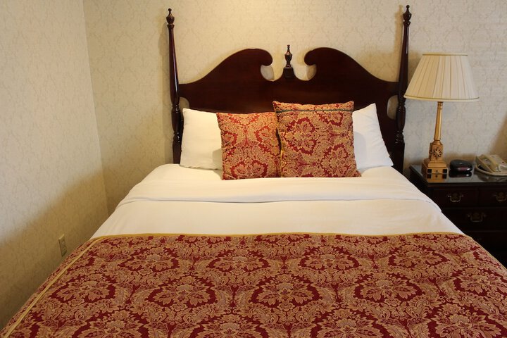 Room 21 of 31